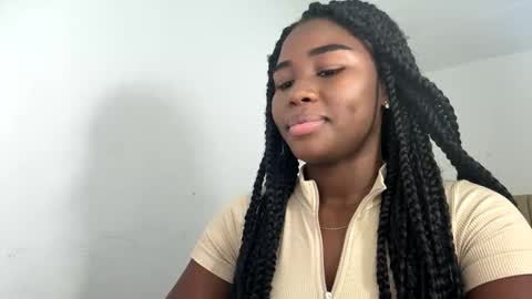 Snapshot of sara_muscle chatting on 26, 9, 2025 Sara online show from 26, 9, 2025