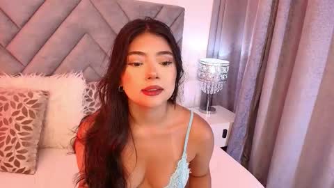 sara_owens7 online show from 14, 2, 2026