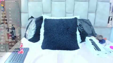 Snapshot of sara_puerta_ chatting on 18, 9, 2025 Sara online show from 18, 9, 2025