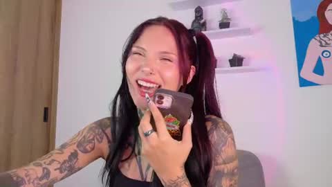 Sara online show from 10, 6, 2026