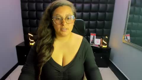 Snapshot of sara_thonson_ chatting on 30, 6, 2026 sara_thonson_ online show from 30, 6, 2026