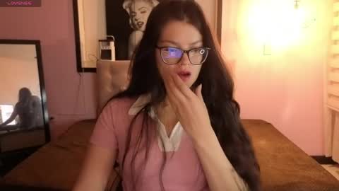 Snapshot of sara_valderrama_ chatting on 14, 5, 2026 sara_valderrama_ online show from 14, 5, 2026