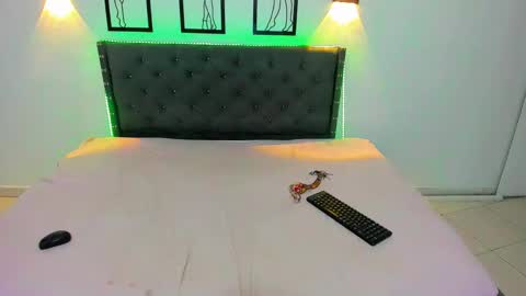 sara_valentina2 online show from 19, 9, 2025