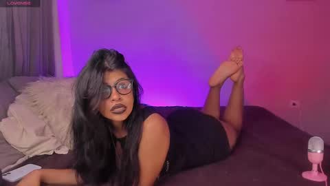 sara uwu online show from 1, 10, 2025