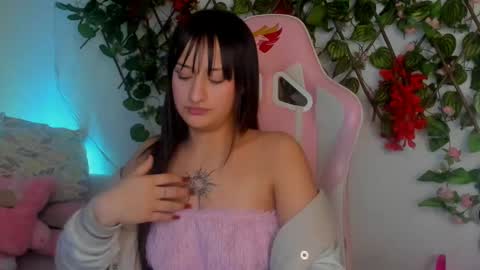 Snapshot of saraa_ramirez chatting on 24, 12, 2024 Sarah Ramirez online show from 24, 12, 2024
