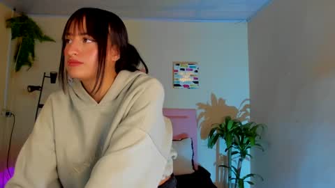 Snapshot of saraa_ramirez chatting on 15, 2, 2025 Sarah Ramirez online show from 15, 2, 2025