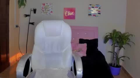 Snapshot of saraa_ramirez chatting on 19, 2, 2025 Sarah Ramirez online show from 19, 2, 2025