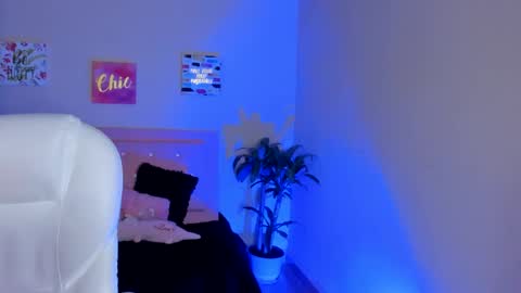 Snapshot of saraa_ramirez chatting on 22, 2, 2025 Sarah Ramirez online show from 22, 2, 2025