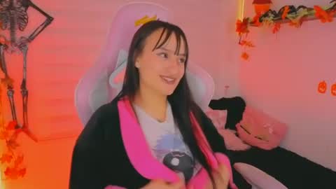 Sarah Ramirez online show from 16, 10, 2025