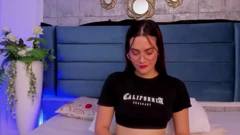 Sara Alvarezx online show from 19, 1, 2026