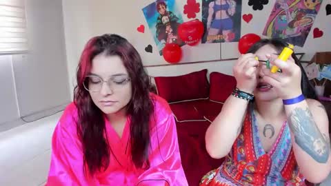 Snapshot of saraandmarilyn chatting on 20, 2, 2025 Alahia and Marilyn online show from 20, 2, 2025