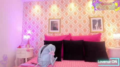 Snapshot of saraavila_ chatting on 6, 6, 2026 SaraAvila online show from 6, 6, 2026