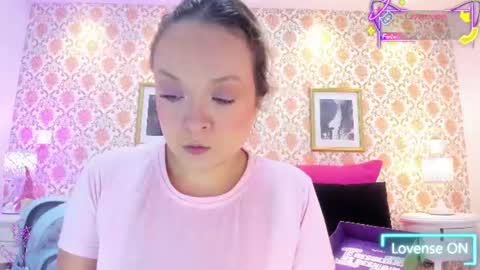 Snapshot of saraavila_ chatting on 12, 6, 2026 SaraAvila online show from 12, 6, 2026