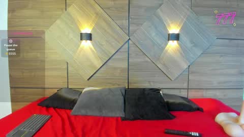 Snapshot of sarabellini chatting on 8, 6, 2026 sarabellini online show from 8, 6, 2026