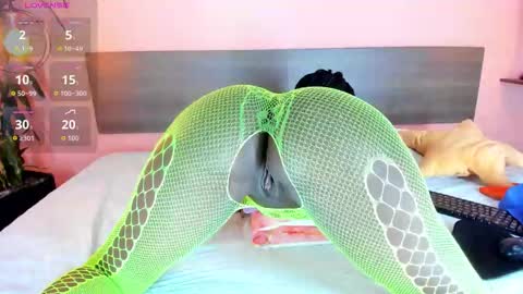 Snapshot of sarabi_ebony chatting on 14, 2, 2026 Ebony Pocahontas online show from 14, 2, 2026