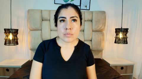 sarablonde_t online show from 26, 4, 2026