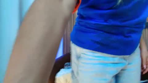 Snapshot of sarablonde_t chatting on 7, 7, 2026 sarablonde_t online show from 7, 7, 2026