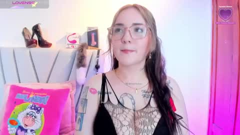 Snapshot of saraby__ chatting on 30, 5, 2026 saraby__ online show from 30, 5, 2026