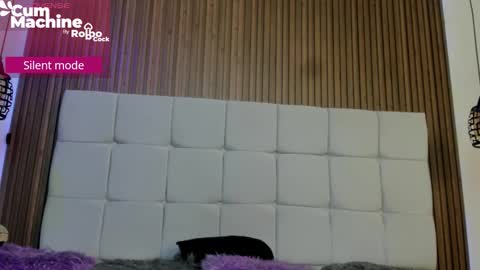 Snapshot of saraby_blandon chatting on 4, 3, 2026 online show from 4, 3, 2026