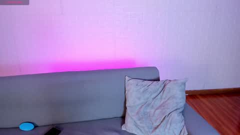 Sara  Everyday From 1430 to 2130 Col Time online show from 5, 12, 2024