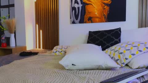 Snapshot of saracutie_ chatting on 30, 4, 2026 Sara online show from 30, 4, 2026