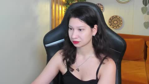 SaraDenars online show from 10, 11, 2025