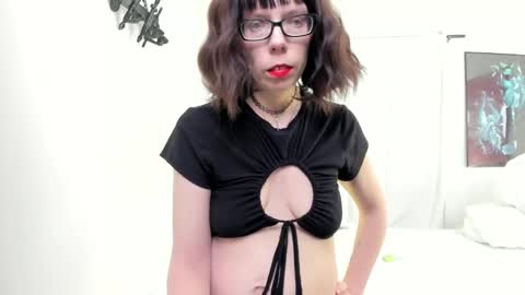 Snapshot of saradesirexo chatting on 12, 1, 2025 Sara Desire online show from 12, 1, 2025