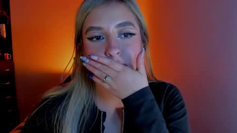 Snapshot of saradiazxxx chatting on 29, 3, 2026 saradiazxxx online show from 29, 3, 2026