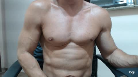 saradorj92 online show from 8, 1, 2025