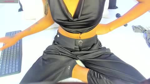 sarah_ashbourne online show from 29, 10, 2025