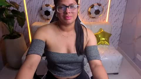 Snapshot of sarah_bay_tx chatting on 27, 6, 2026 sarah_bay_tx online show from 27, 6, 2026
