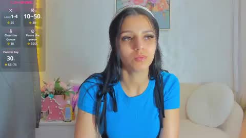 Snapshot of sarah_blake_ chatting on 26, 6, 2026 Sara online show from 26, 6, 2026