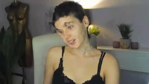 Sarah online show from 19, 10, 2025