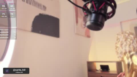 Snapshot of sarah_hiill chatting on 24, 12, 2024 online show from 24, 12, 2024