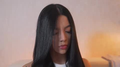       online show from 4, 12, 2025