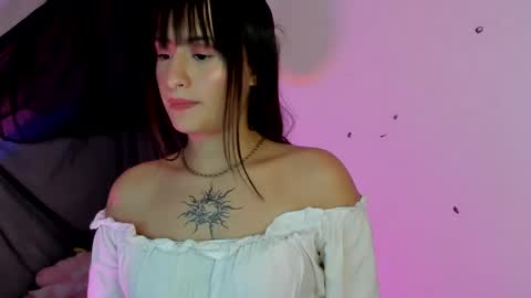 Snapshot of sarah_ramirez777 chatting on 7, 1, 2025 Sarah Ramirez online show from 7, 1, 2025
