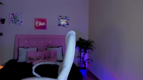 Snapshot of sarah_ramirez777 chatting on 14, 2, 2025 Sarah Ramirez online show from 14, 2, 2025