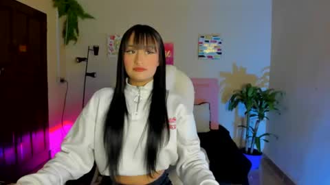 Snapshot of sarah_ramirez777 chatting on 17, 2, 2025 Sarah Ramirez online show from 17, 2, 2025