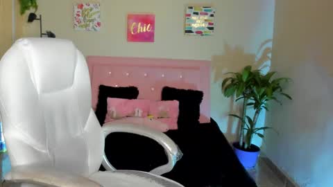 Snapshot of sarah_ramirez777 chatting on 26, 2, 2025 Sarah Ramirez online show from 26, 2, 2025