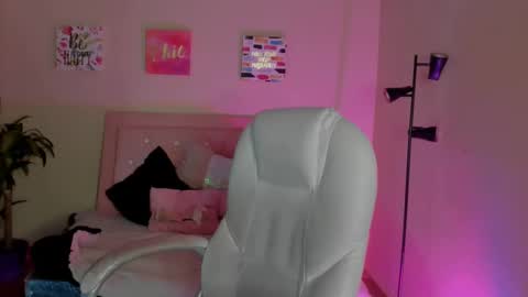 Snapshot of sarah_ramirez777 chatting on 12, 3, 2025 Sarah Ramirez online show from 12, 3, 2025