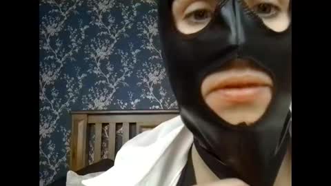 Snapshot of sarah_sean chatting on 20, 11, 2025 Sarahs room online show from 20, 11, 2025