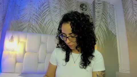 Snapshot of sarah_sluty chatting on 3, 7, 2026 Sarah online show from 3, 7, 2026
