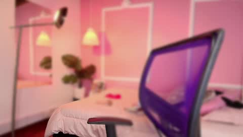 Snapshot of sarah_volkov chatting on 17, 1, 2025 online show from 17, 1, 2025