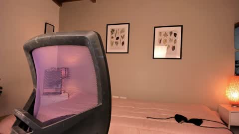 Snapshot of sarah_volkov chatting on 24, 1, 2025 online show from 24, 1, 2025