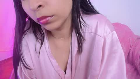 sarahajhoness online show from 1, 4, 2026