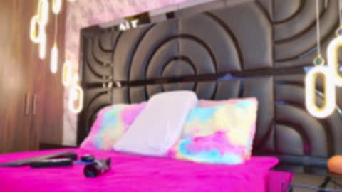 Sarah online show from 17, 1, 2025