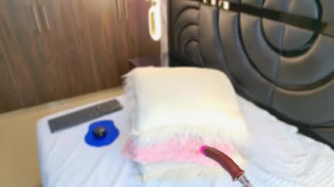 Sarah online show from 26, 2, 2025