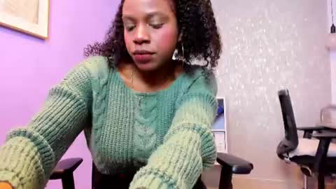Snapshot of sarahi_pusey chatting on 7, 8, 2026 Sarahi pusey online show from 7, 8, 2026
