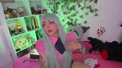 Sarah NEW ACCOUNT online show from 5, 12, 2025