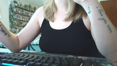 Sarah online show from 11, 6, 2026